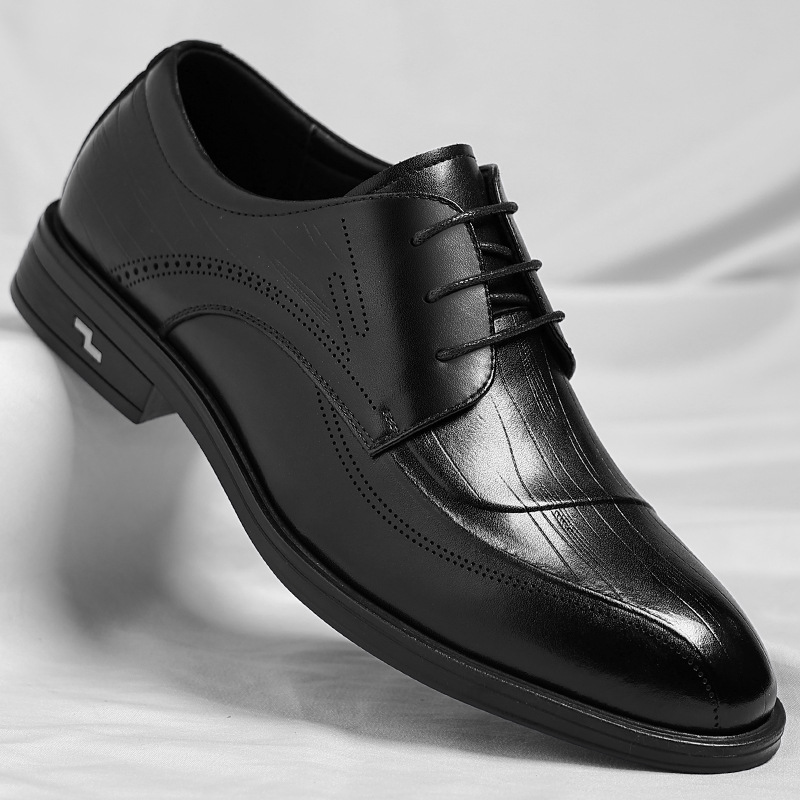 春季新款青年尖头英伦低跟鳄鱼雕花时尚休闲德比鞋系带商务正装鞋