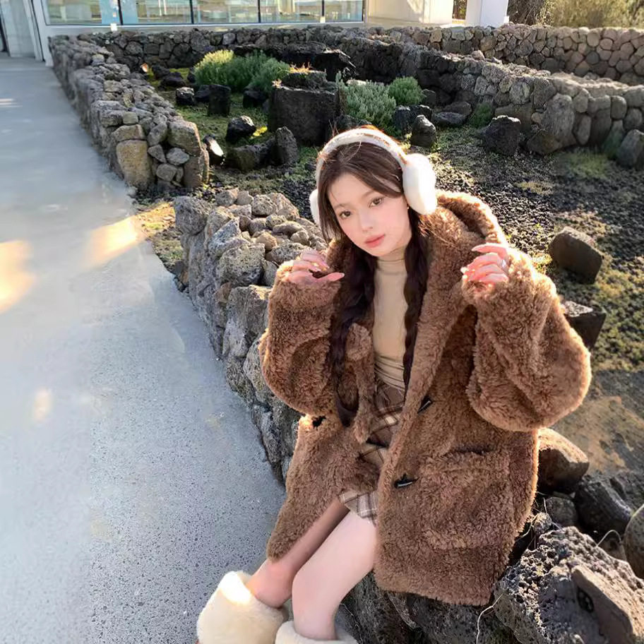 泰迪牛角25秋冬新款全羊毛连帽羊羔毛大衣羊剪绒皮毛一体皮草外套