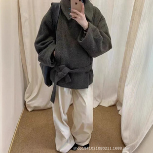 阔版 羊毛大衣女24年秋冬新款 显瘦小个子系带毛呢外套 aire短款