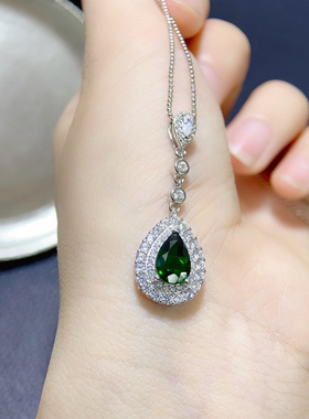 天然透辉石吊坠925银电镀白金色。主石尺寸6*9mm天然支持检测！