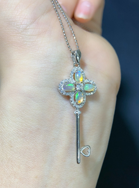 时尚钥匙项链银镀18K白金色皇冠钥匙镶钻吊坠轻奢情人节礼物