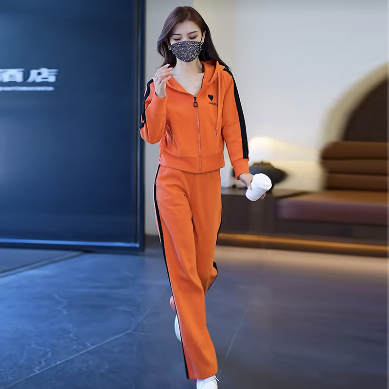 벨벳 두꺼운 운동복 캐주얼 정장 여성 운동복 2024 가을 겨울 새로운 넓은 다리 바지 패션 투피스 세트