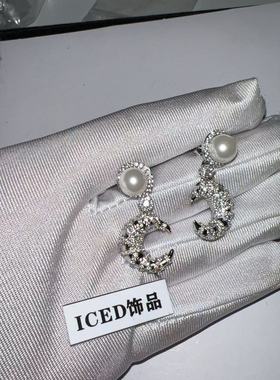 ICED饰品CashTrippy同款欧美时尚潮流满钻镶嵌珍珠月亮耳钉