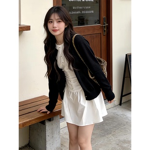 parkyeon韩系奢侈感穿搭针织开衫毛衣女温柔风白色连衣裙套装