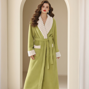 珊瑚绒睡袍冬加厚女款2025新款冬季加绒加长款绿色晨袍法兰绒浴袍