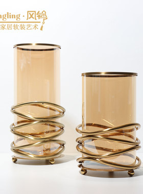 现代简约轻奢风的螺纹玻璃花器摆件样板间酒店售楼处会客厅