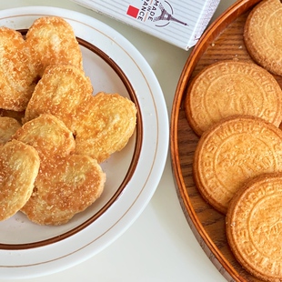 法国进口零食圣米希尔香浓黄油曲奇饼干焦糖蝴蝶酥下午茶办公休闲