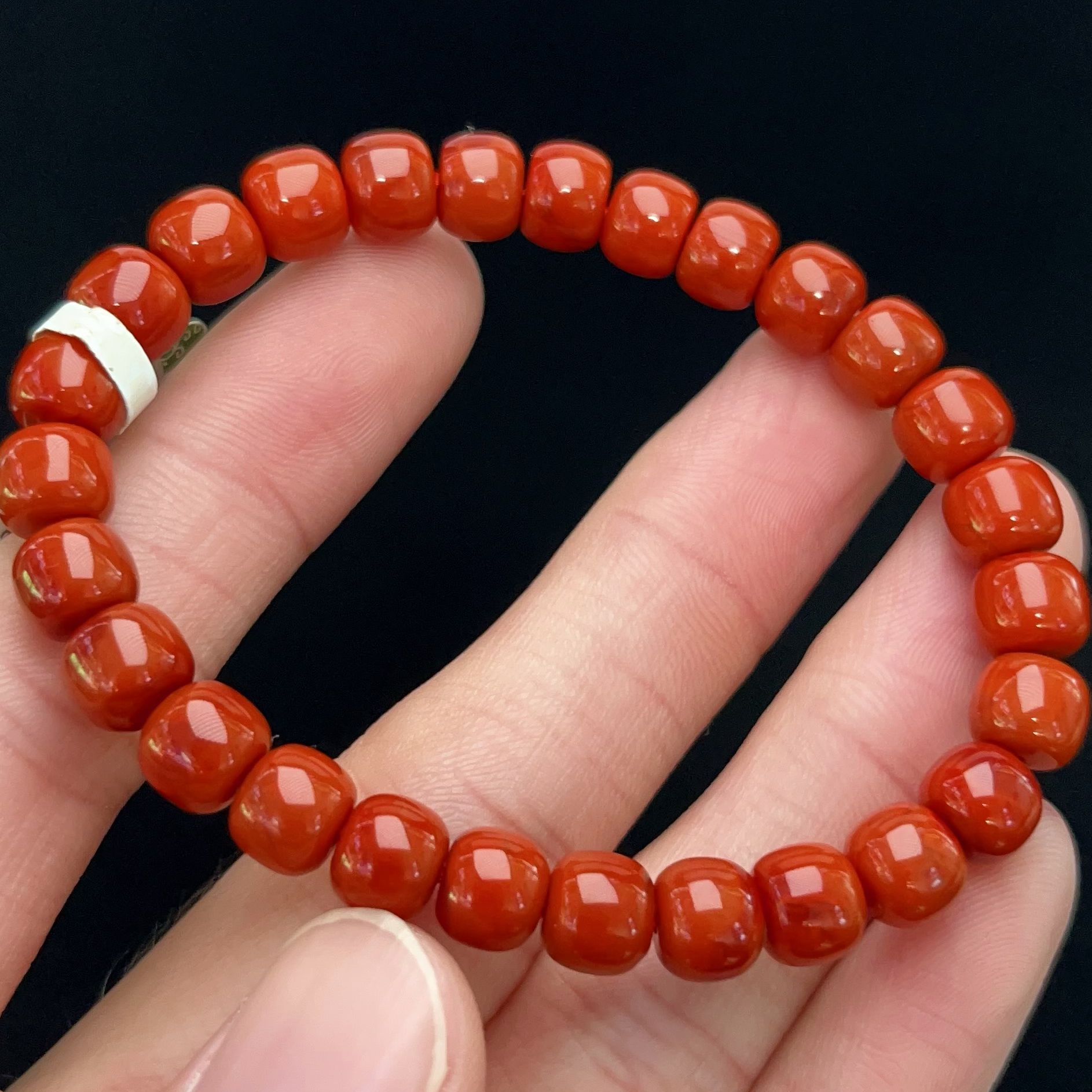 708C15凉山瓦西料南柿子锦红老型单圈手串