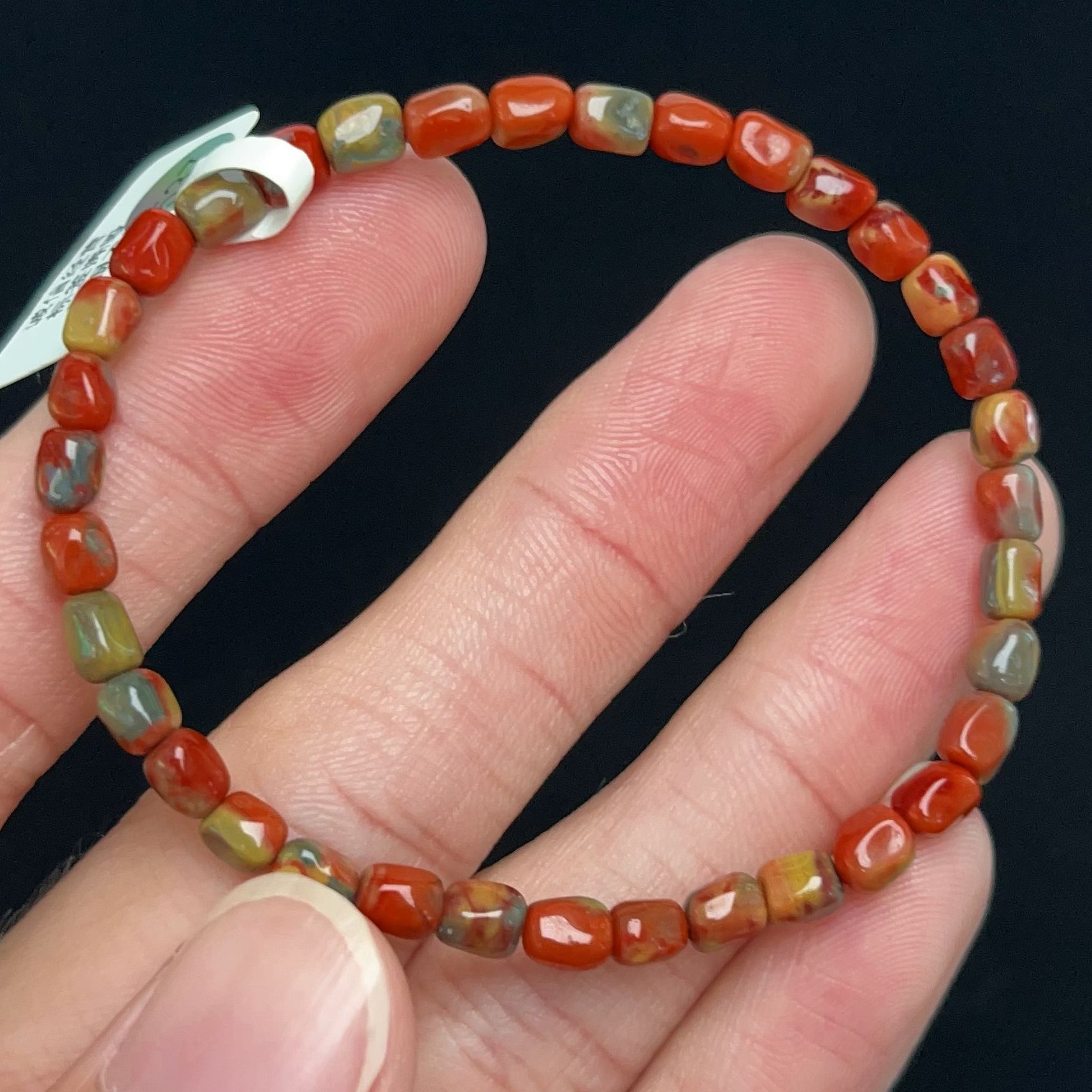 136凉山九口料南红包浆随型单圈手串