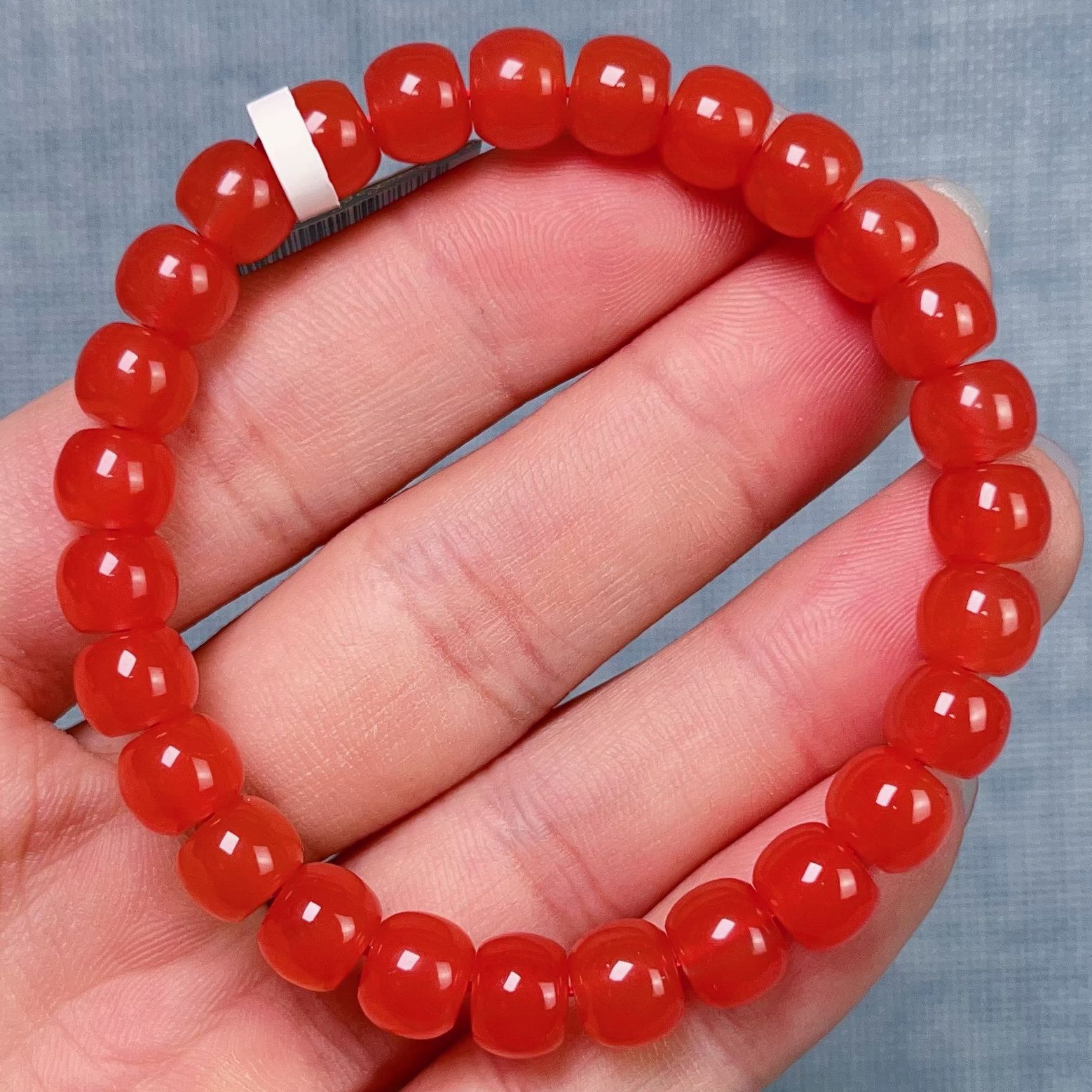 1007F82保山料南红辣椒红单圈手串