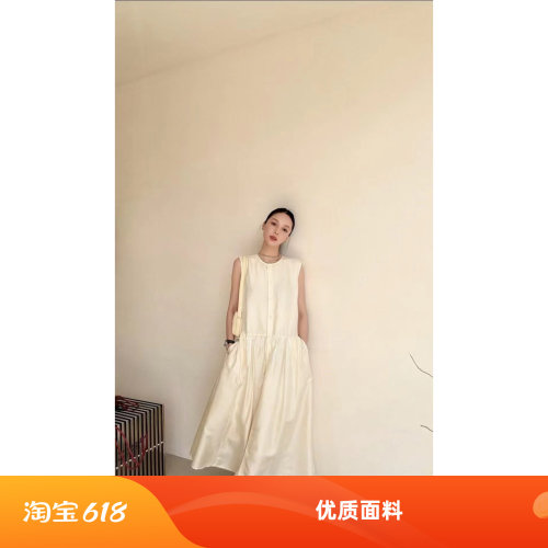 春夏真丝无袖圆领显瘦连衣裙