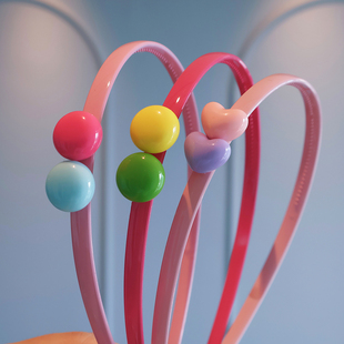 简约百搭糖果色儿童爱心发箍学生可爱带齿防滑不勒头发卡甜美头箍