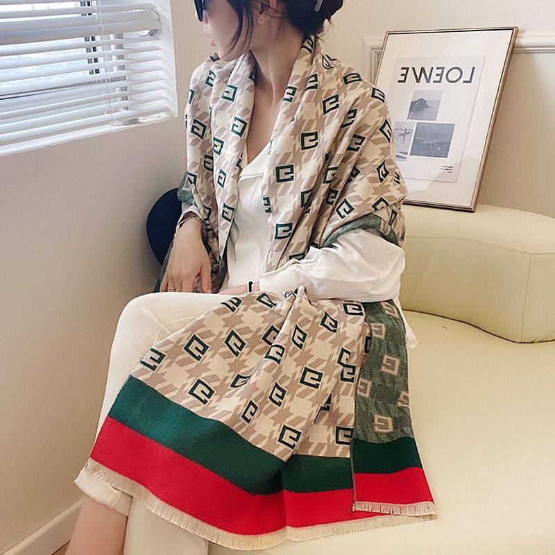 千鸟格仿羊绒围巾女冬季百搭加厚