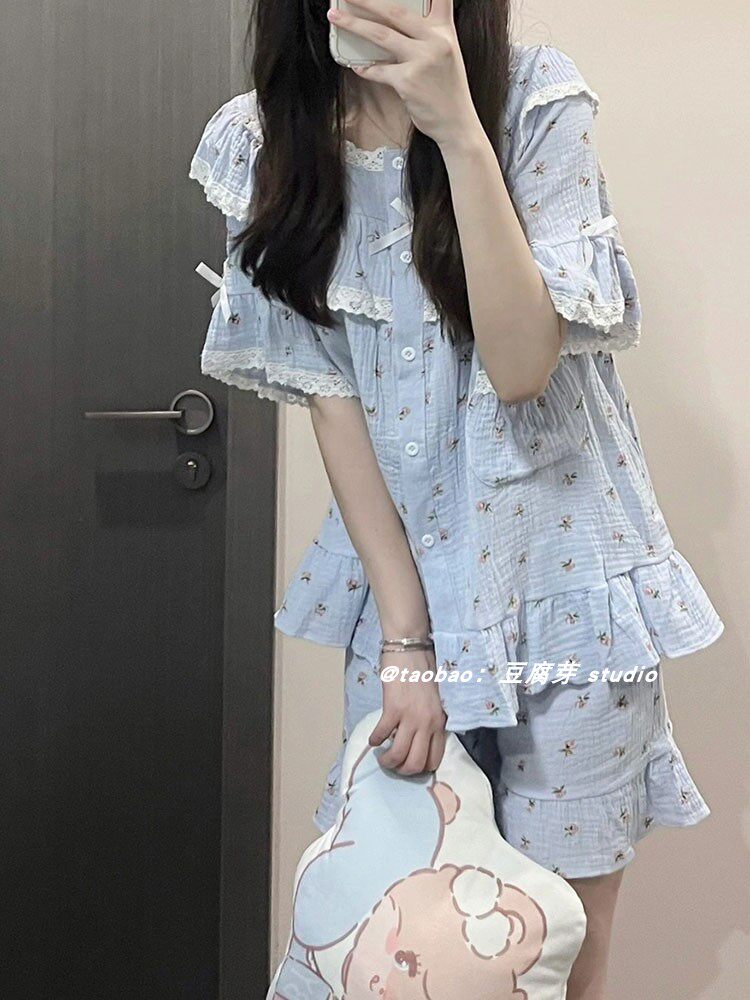 여성 여름 새로운 인터넷 연예인 소녀 레이스 반팔 반바지 홈웨어 세트를위한 INS 달콤한 꽃 잠옷 한국어 버전
