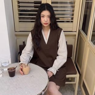 ELLE假两件条纹衬衫拼接连衣裙女2026秋新款灯笼袖气质卫衣短裙子
