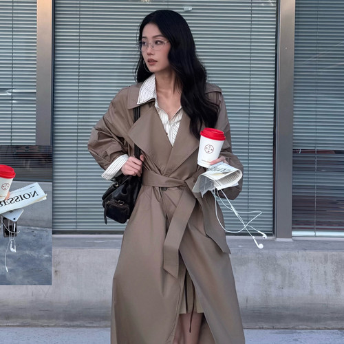 ELLE「CHOOSE选择」卡其长款风衣