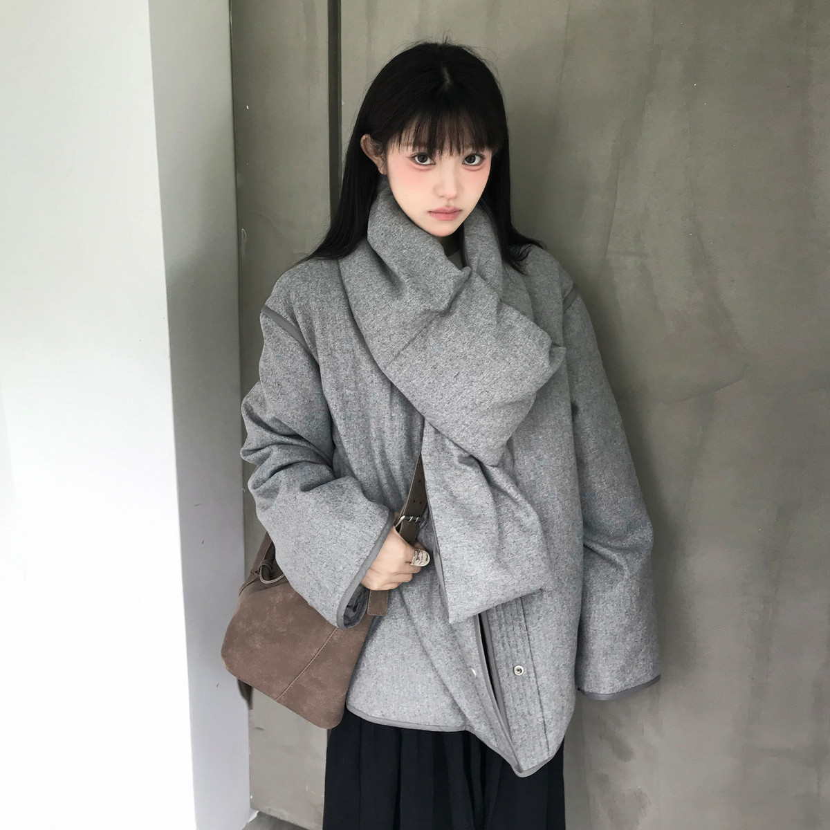 ELLE灰色双面穿羽绒服女2025冬季新款简约通勤90白鸭绒加厚短外套