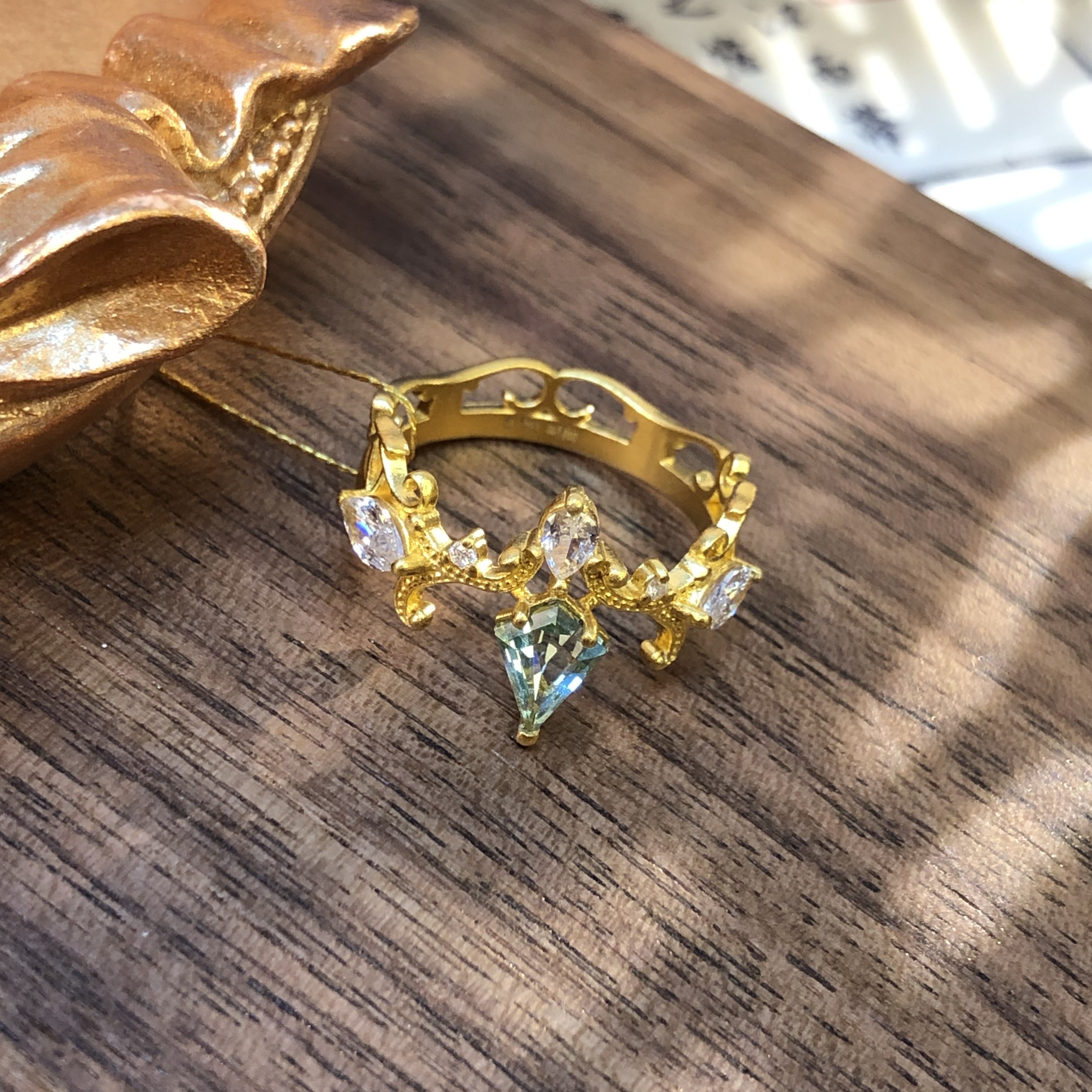 黄金足金999皇冠古法花丝戒指
