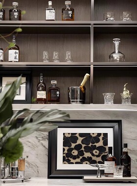 【八度空间】轻奢现代样板间酒柜酒架装饰洋酒冰桶醒酒器组合摆件