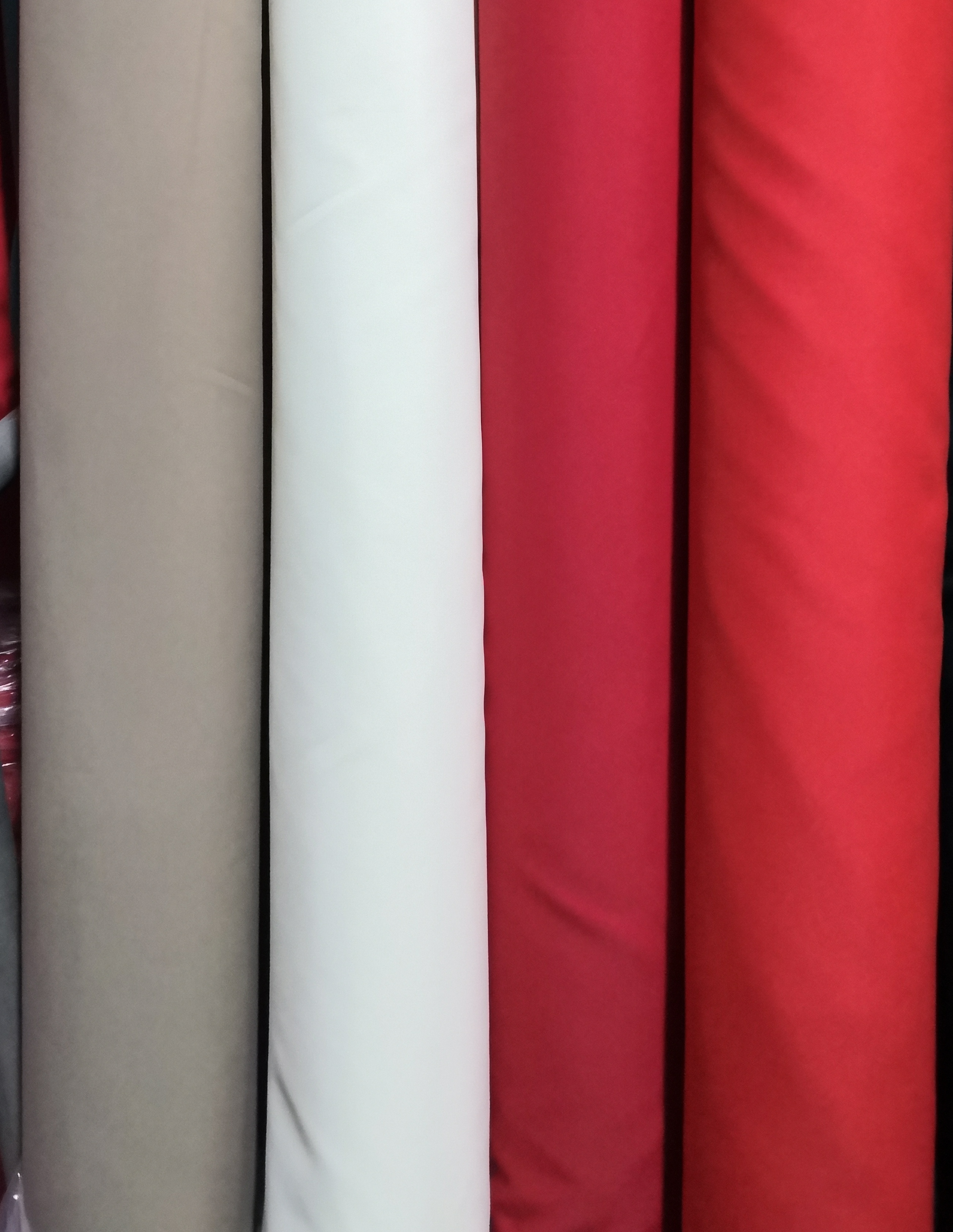 T400破卡羽绒服面料防水防寒保暖柔软高档面料