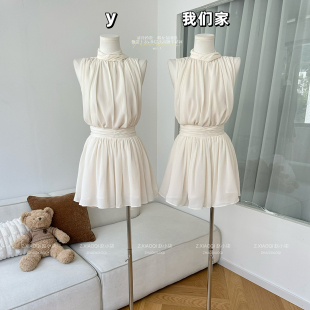 柒月末清冷矜贵 黑白两色韩女氛围感飘带上衣+多层次高腰半裙裙裤
