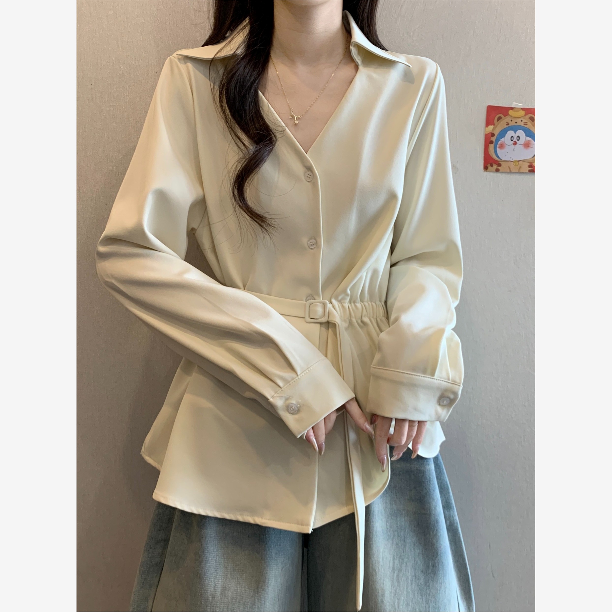 正肩V领长袖打底衬衫女秋