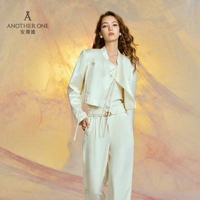 国风气质白色短款外套时尚百搭