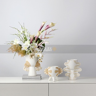 现代诧寂风设计感手绘陶瓷花瓶花艺售楼处儿童房餐桌花器插花摆件