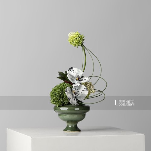 侘寂风高级感绿色陶瓷小花瓶插花酒店会所客厅茶几桌花新中式摆件