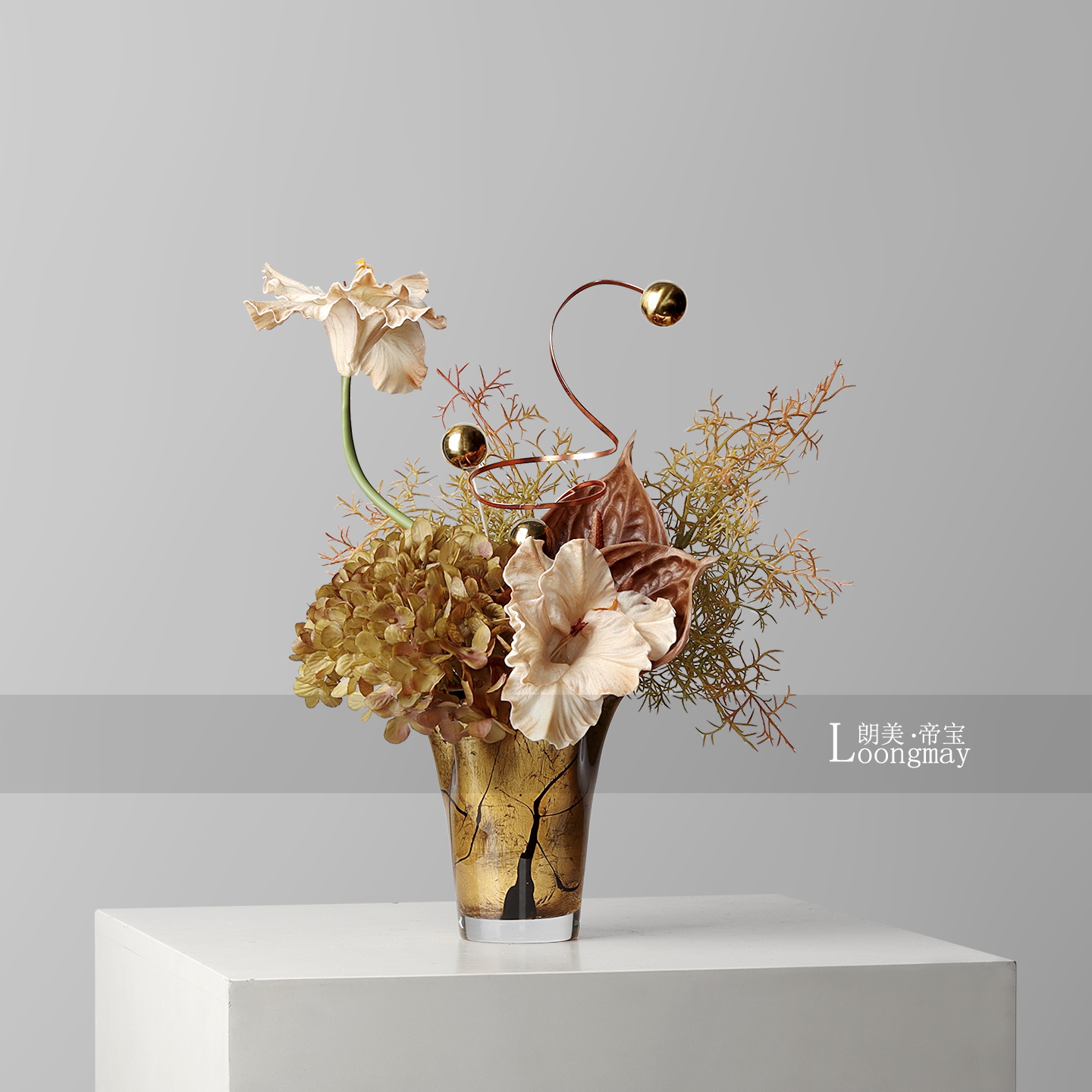 法式复古玻璃贴金箔花瓶插花架空层会所茶几卫生间花艺设计感桌花