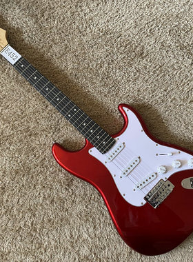 意大利品牌 EKO 芬达款式 ST 电吉他 单摇 金属红色三单拾音器