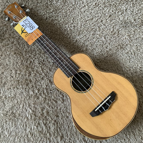 清仓 Caraya 23寸 云杉木面单板靠手尤克里里 乌克里里小吉他库存