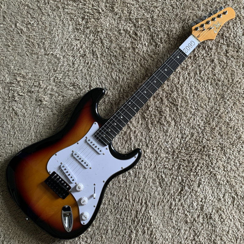 意大利 EKO ST 款式电吉他单摇日落色三单拾音器 库存初学入门