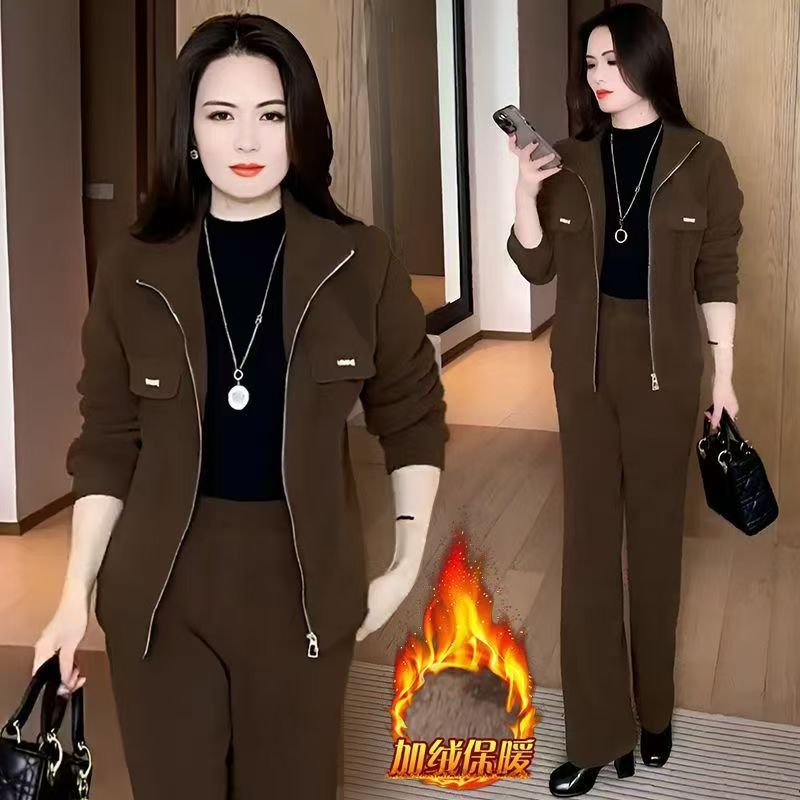 加绒保暖运动服套装女2025秋冬季新款洋气休闲中老年妈妈装两件套