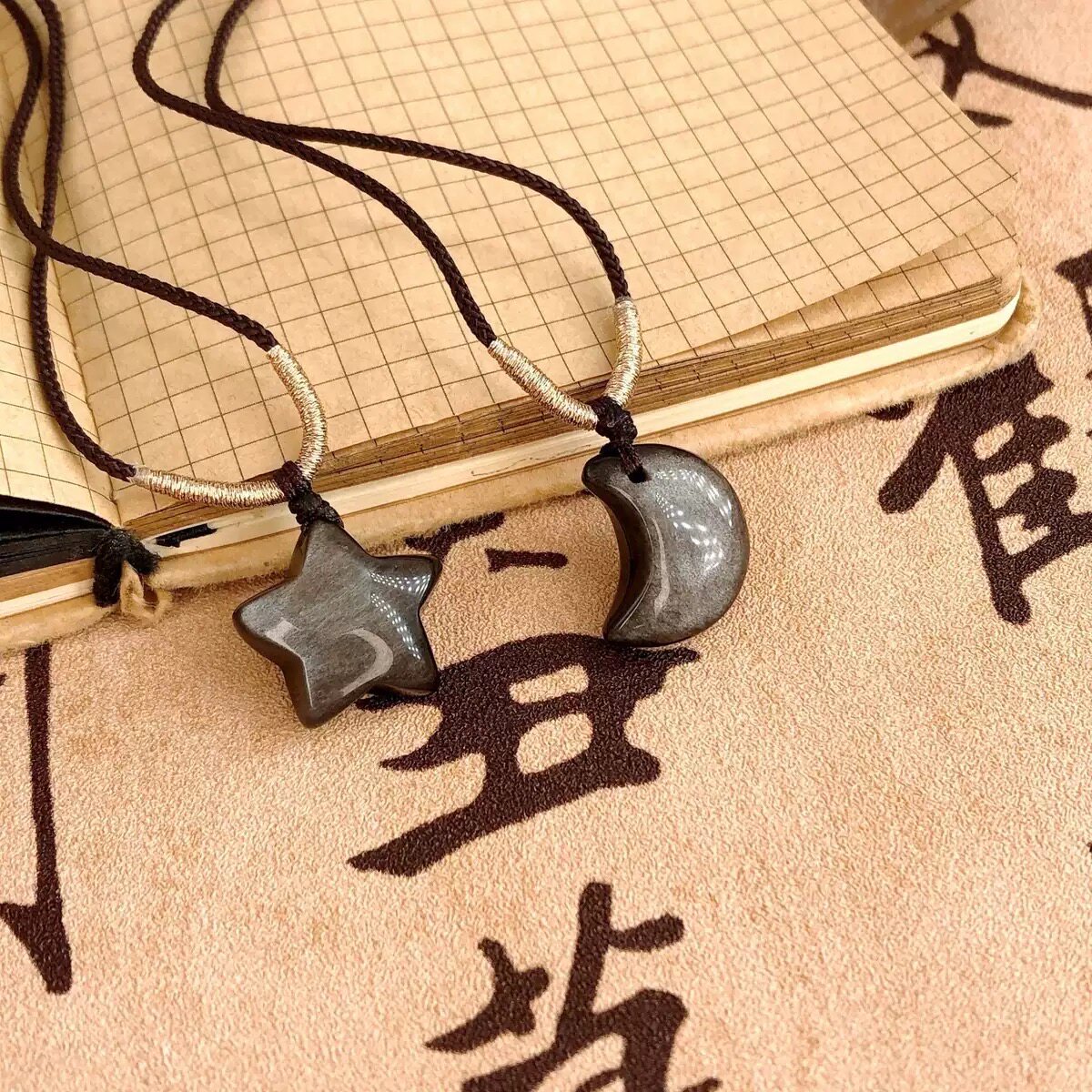 天然银曜石星星月亮吊坠锁骨链玉石项链黑曜石复古情侣挂坠可调节