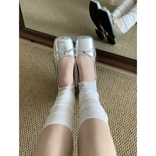 工厂尾dan 开春搭配裙子很美很美 带跟单鞋