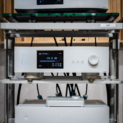 新款 Orpheus天琴 H Two 33BD Opus II 双单声道模拟分体前级