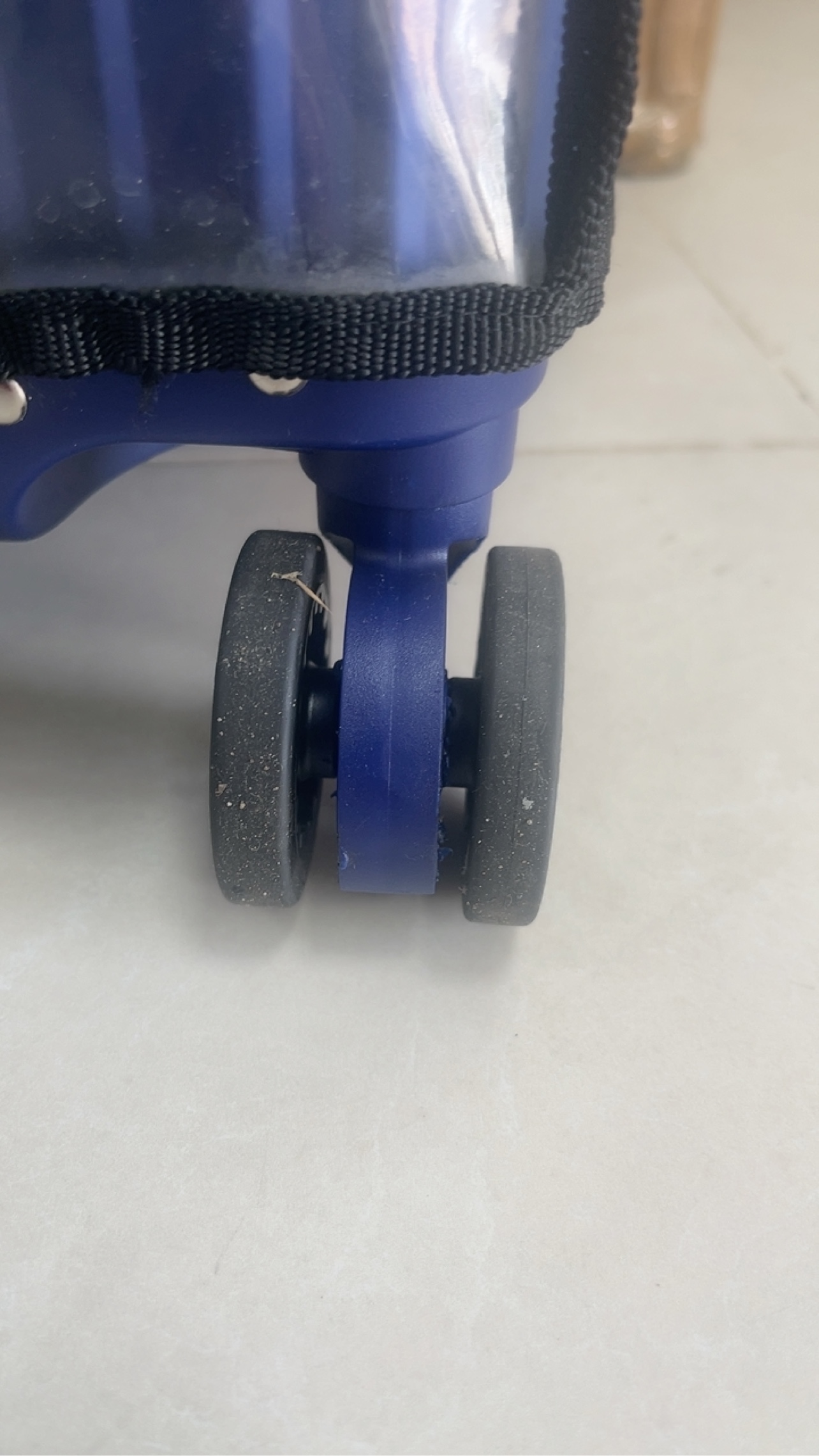 行李箱通用万向轮子配件拉杆箱滑轮滚轮静音轮密码箱脚轮特惠维修