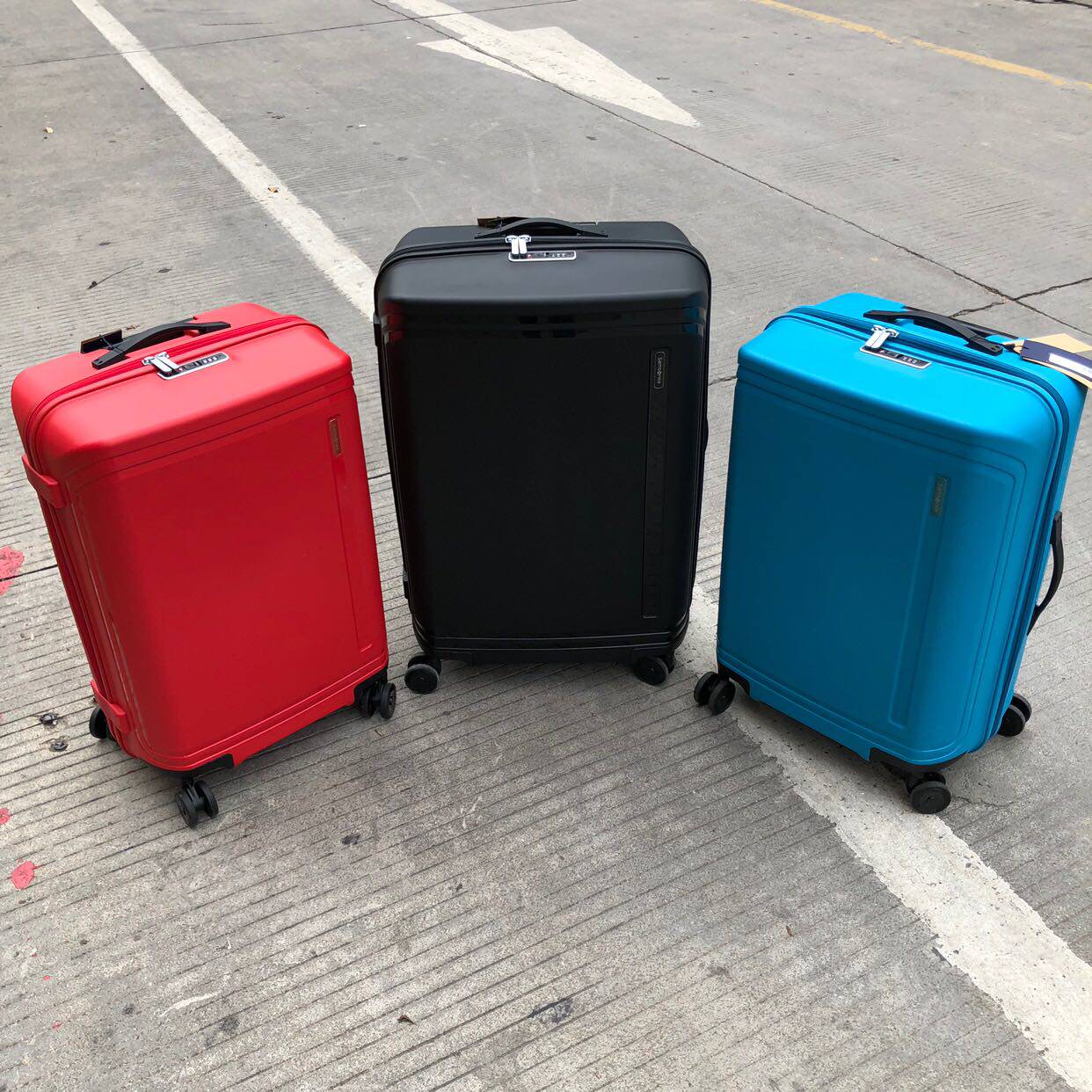 清仓捡漏新拉杆旅行箱28寸大容量超轻商务休闲时尚秀丽行李箱包邮