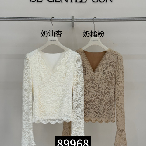 SE GENTLE SUN-SE白标温柔姐姐V领纯欲～蕾丝打底保暖小衫小89968