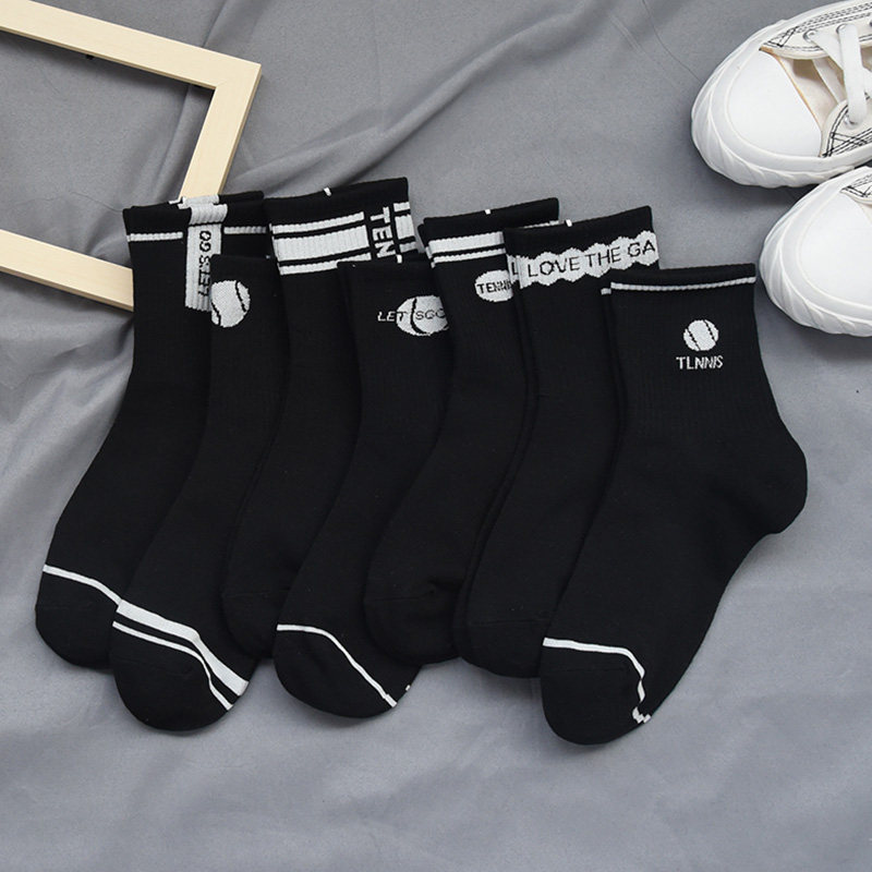 黑色袜子女中筒春秋韩版情侣男外穿字母运动篮球ins潮百搭长筒袜