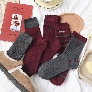 袜子女秋冬中筒袜网红新款安可拉红条纹时尚百搭韩版灰色纯棉高腰