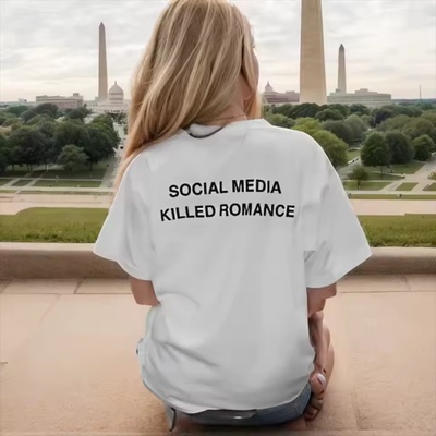 Social Media Killed Romance T Shirt欧美潮流字母情侣短袖T恤男