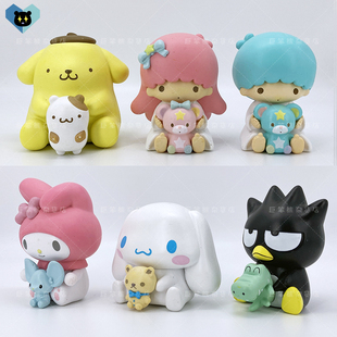 散货三丽鸥大耳狗布丁狗美乐蒂双子星酷企鹅盲盒扭蛋公仔桌面摆件