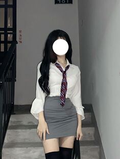 jk辣妹包臀短裙女纯欲学院风高腰紧身性感半身裙收腰衬衫 两件套装
