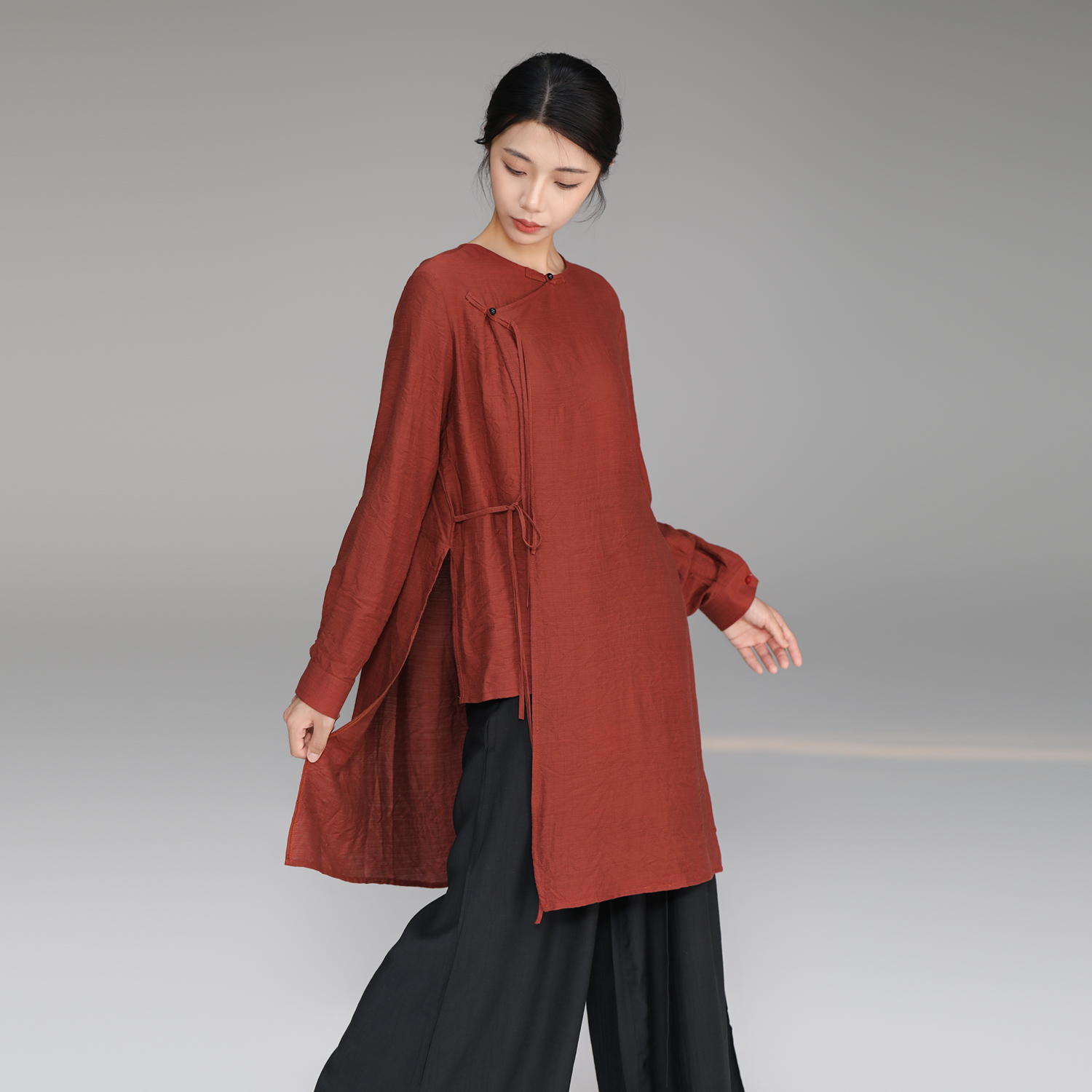 华丽独秀现代舞练功服舞蹈服新中式长袖衬衫上衣飘逸显瘦形体服女