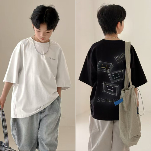 布芮欧中大童简约潮酷宽松短袖