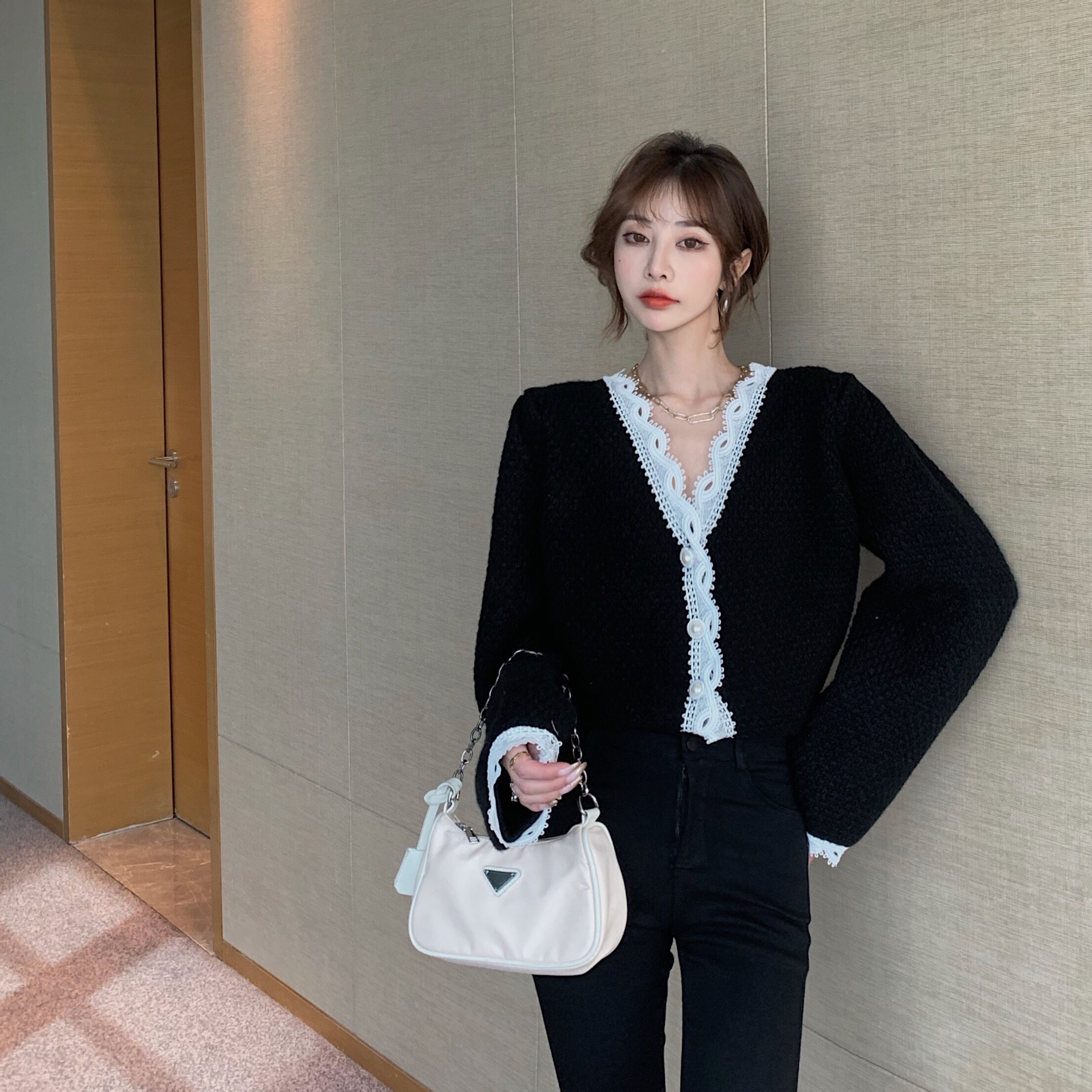 Real price foreign style versatile craft lace stitched collar knitted sweater cardigan top