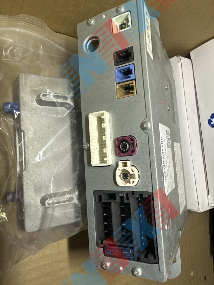 全新原厂长安车睿骋CC/C301 载信息娱乐终端件号：7900030-BH05