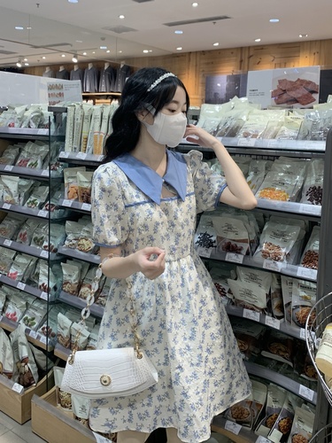 糖果韩风店 02-5512